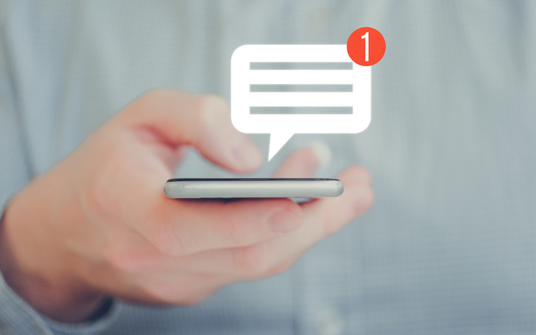 Envoyer des SMS en ligne : plateformes, coûts et avantages